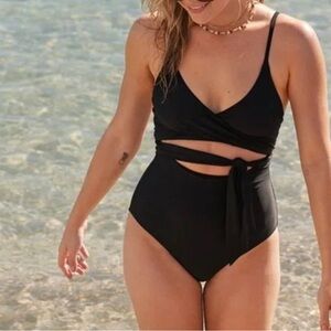 Stylish Black One Piece Swimsuit